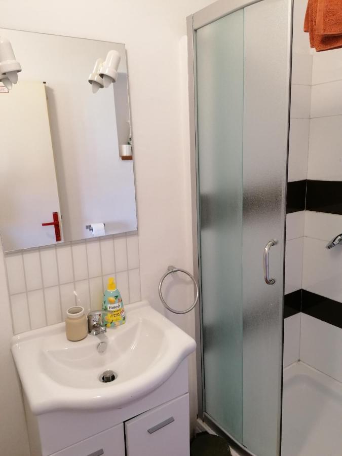 Nice Studio Near Centar+Free Parking Rovinj Exterior photo